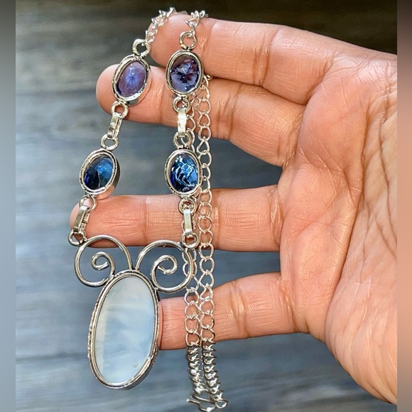 Owyhee Opal Pendant Necklace - Picture 6 of 16